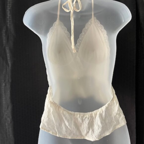 Sexy Sexy! Backless Halter Top - Picture 4 of 5